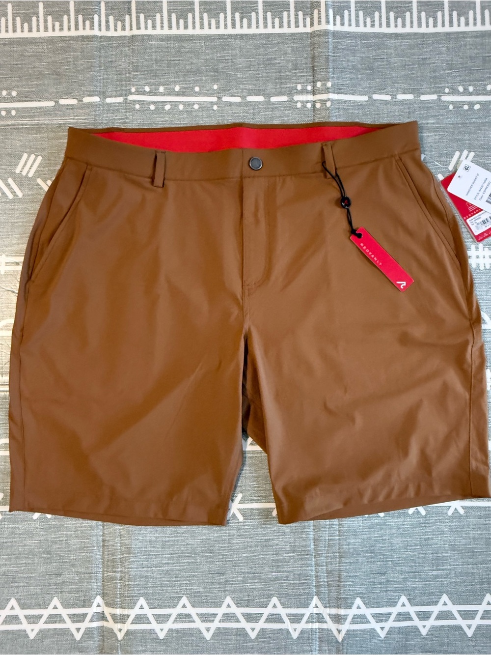 REDVANLY Hanover 9” Golf Shorts XXL in Espresso – NWT